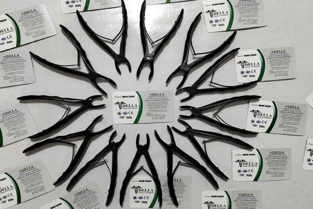 Dental Baby Extracting Forceps Plasma Black color set of 7 Pcs